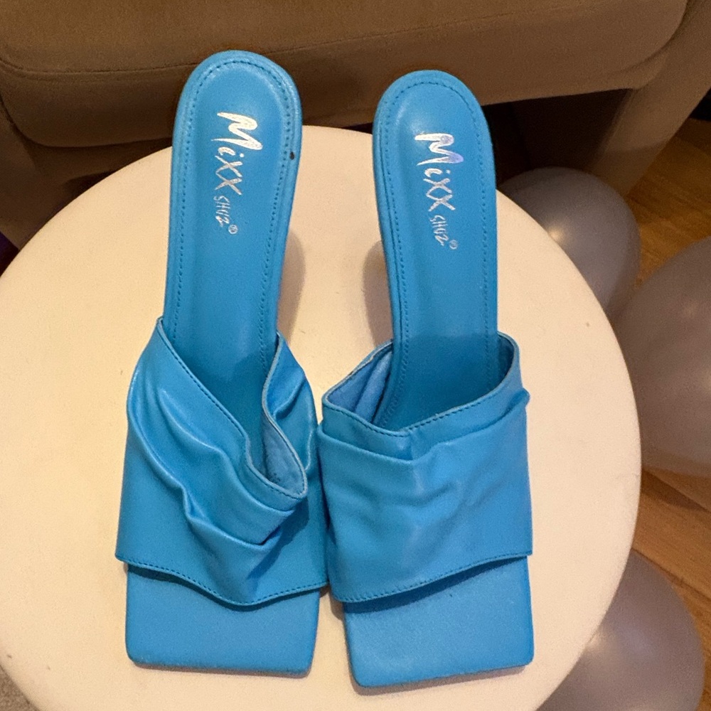 Mixx Shuz Vibrant Blue Mules